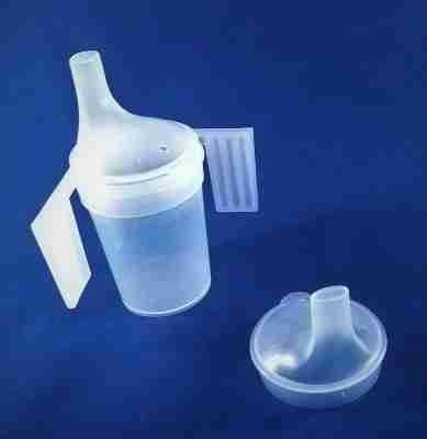 kubek-pojnik-z-uchwytem-poj-200-ml-z-dwoma-pokrywkami